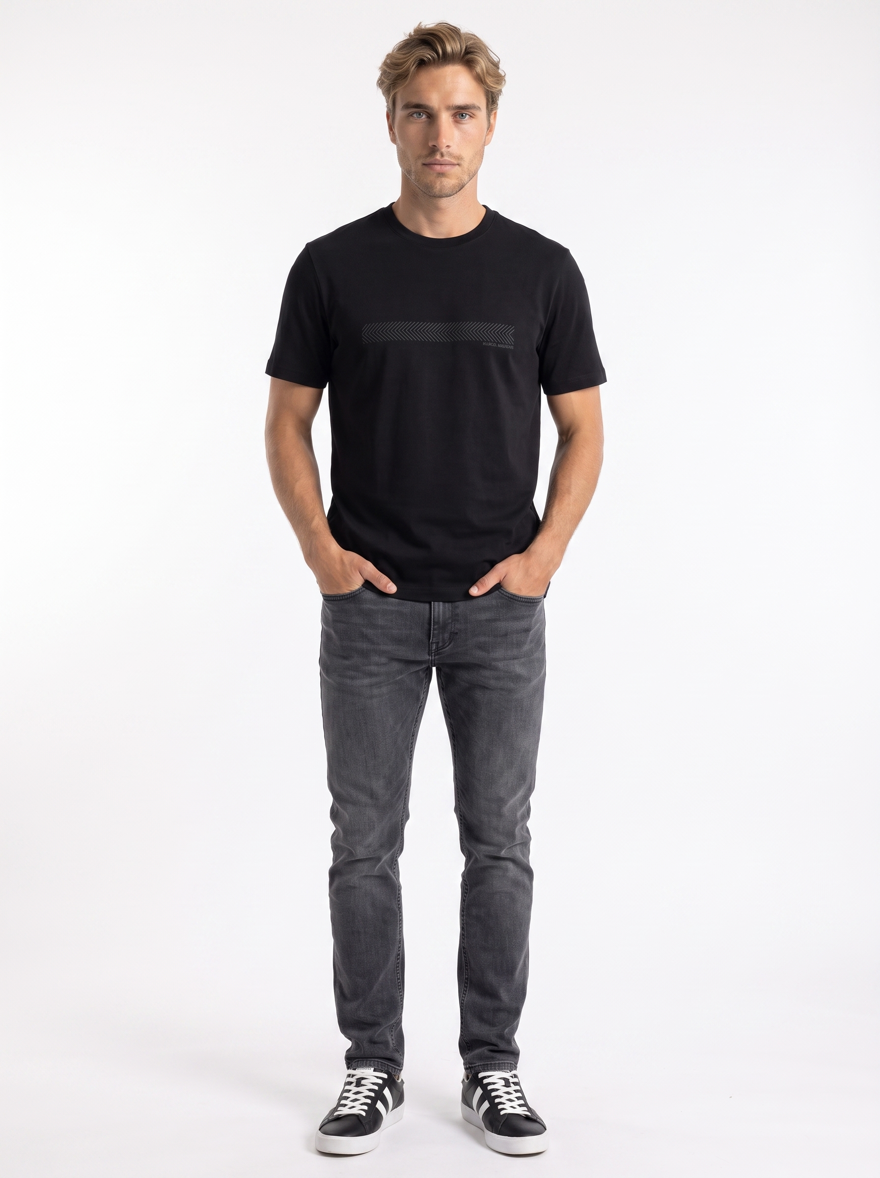 Simone Graphic T-Shirt
